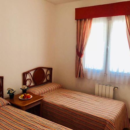 Casa De Familia Villa กัลเป ภายนอก รูปภาพ